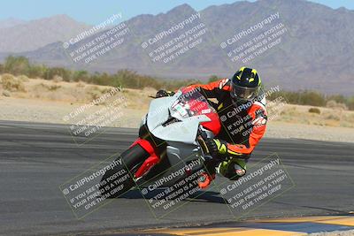 media/Oct-17-2024-Racers Edge (Thu) [[f51934c085]]/B Group/Session 2 (Turn 6 Inside)/